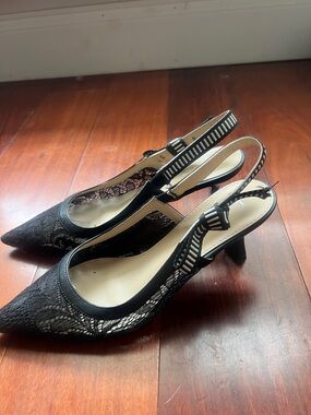 Nicole Miller Black Lace Pointed Slingback Heels with Striped Strap